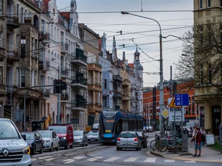 Can tourists drive in Germany?