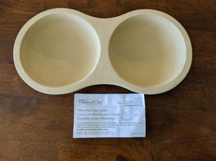 How do you get stains out of Pampered Chef stoneware?