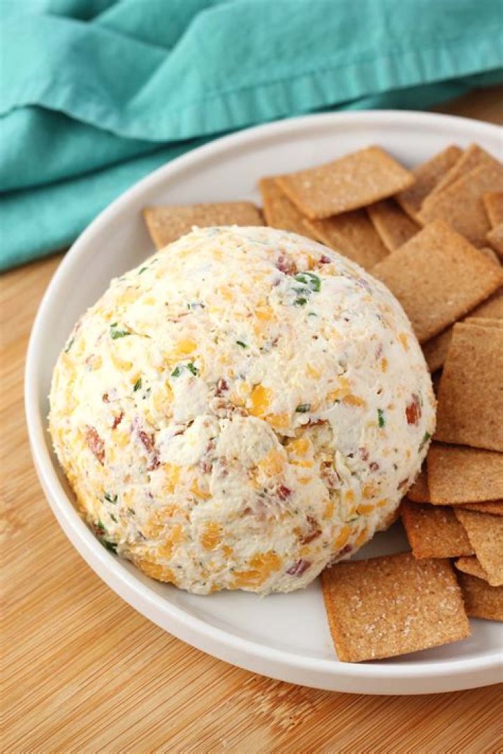 How do you store a cheese ball?