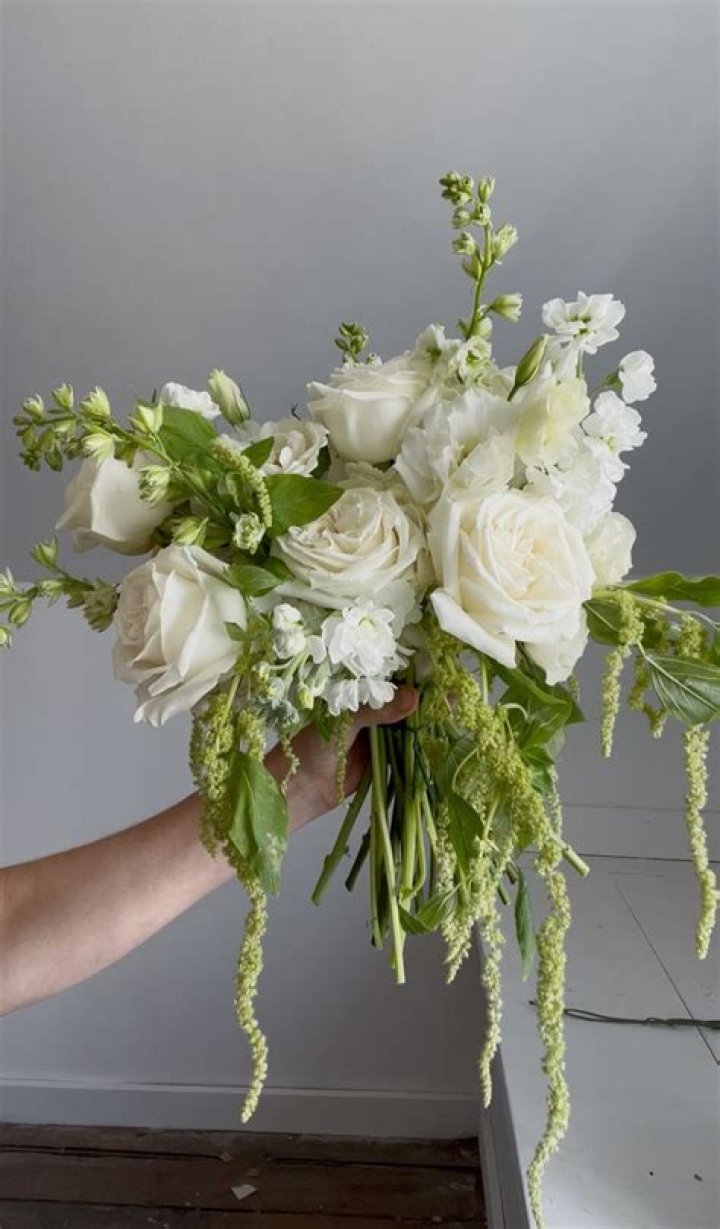 What are typical wedding flowers?